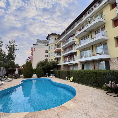 Emilia Sunny Gardens - Cozy Seaside Pool * Slantschew brjag